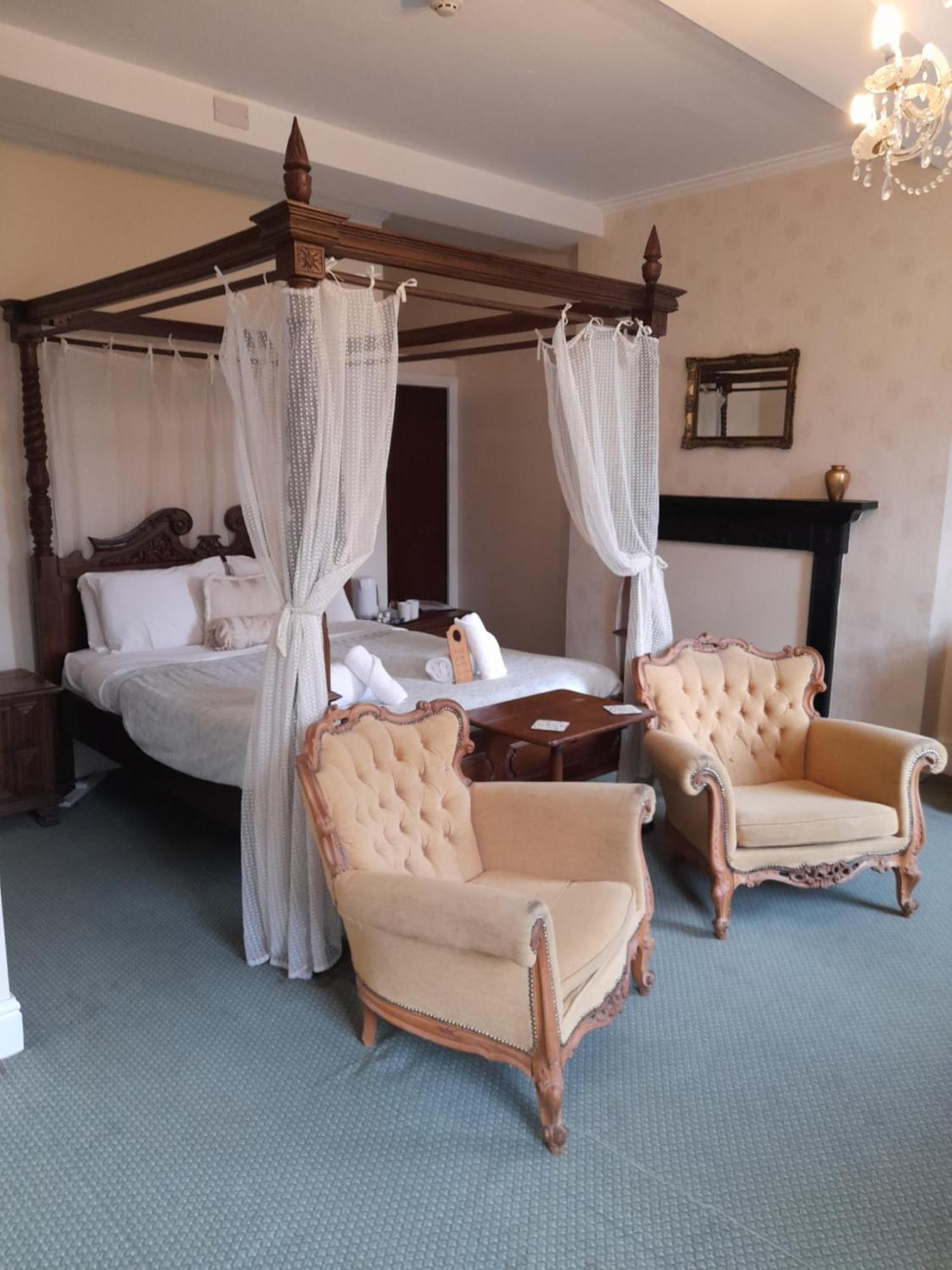 The Bank House Hotel アトックシター エクステリア 写真